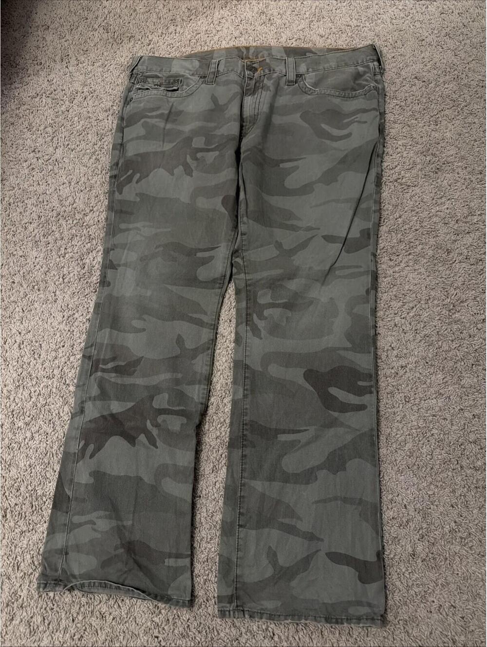 True Religion Men’s Camo Ricky Jeans Size 44 Made In USA Wide Fit Straight Leg